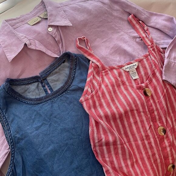 Bundle 3 Pieces: Tank, Chambray Top, Linen Button Up - Picture 2 of 16